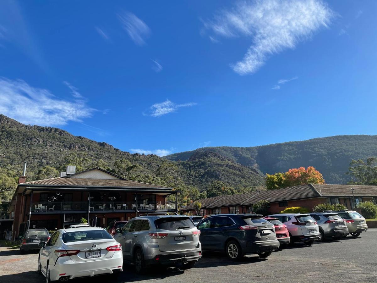 Country Plaza Halls Gap Exterior photo