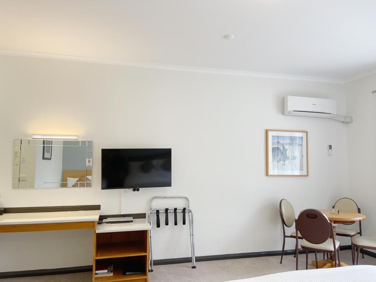 Country Plaza Halls Gap Exterior photo