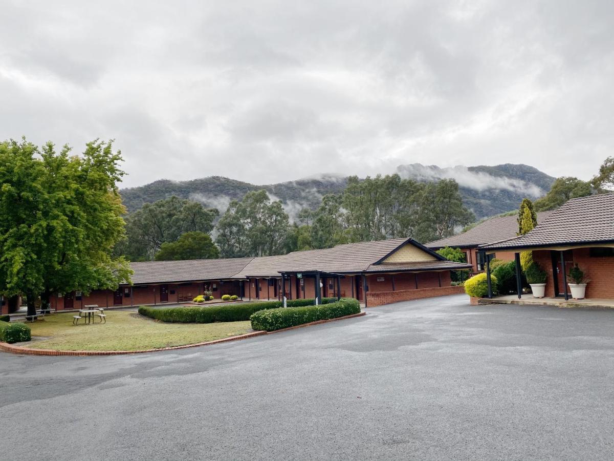 Country Plaza Halls Gap Exterior photo
