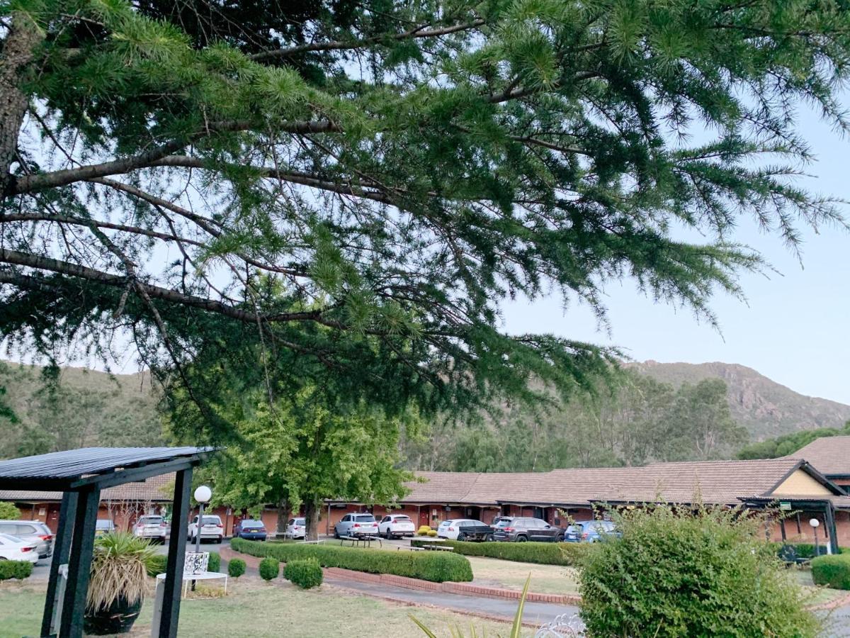 Country Plaza Halls Gap Exterior photo