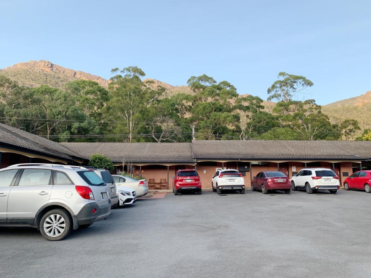 Country Plaza Halls Gap Exterior photo
