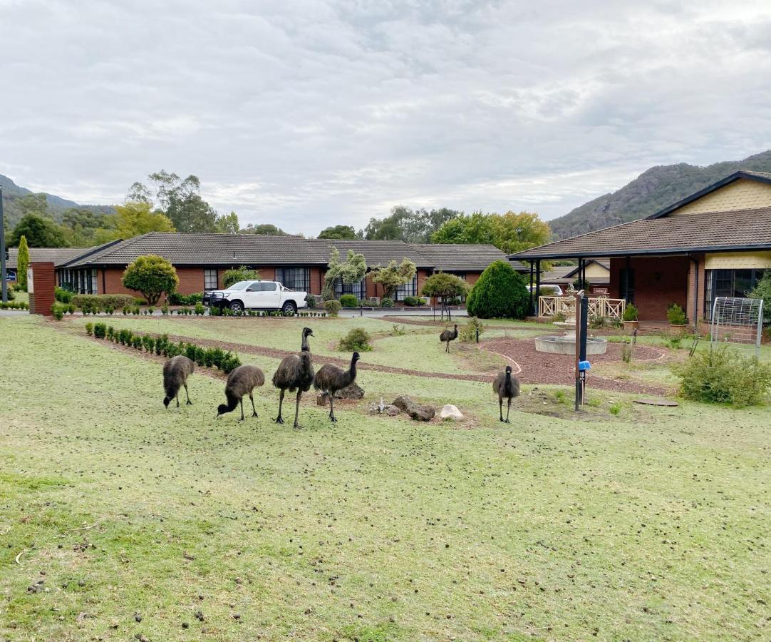 Country Plaza Halls Gap Exterior photo