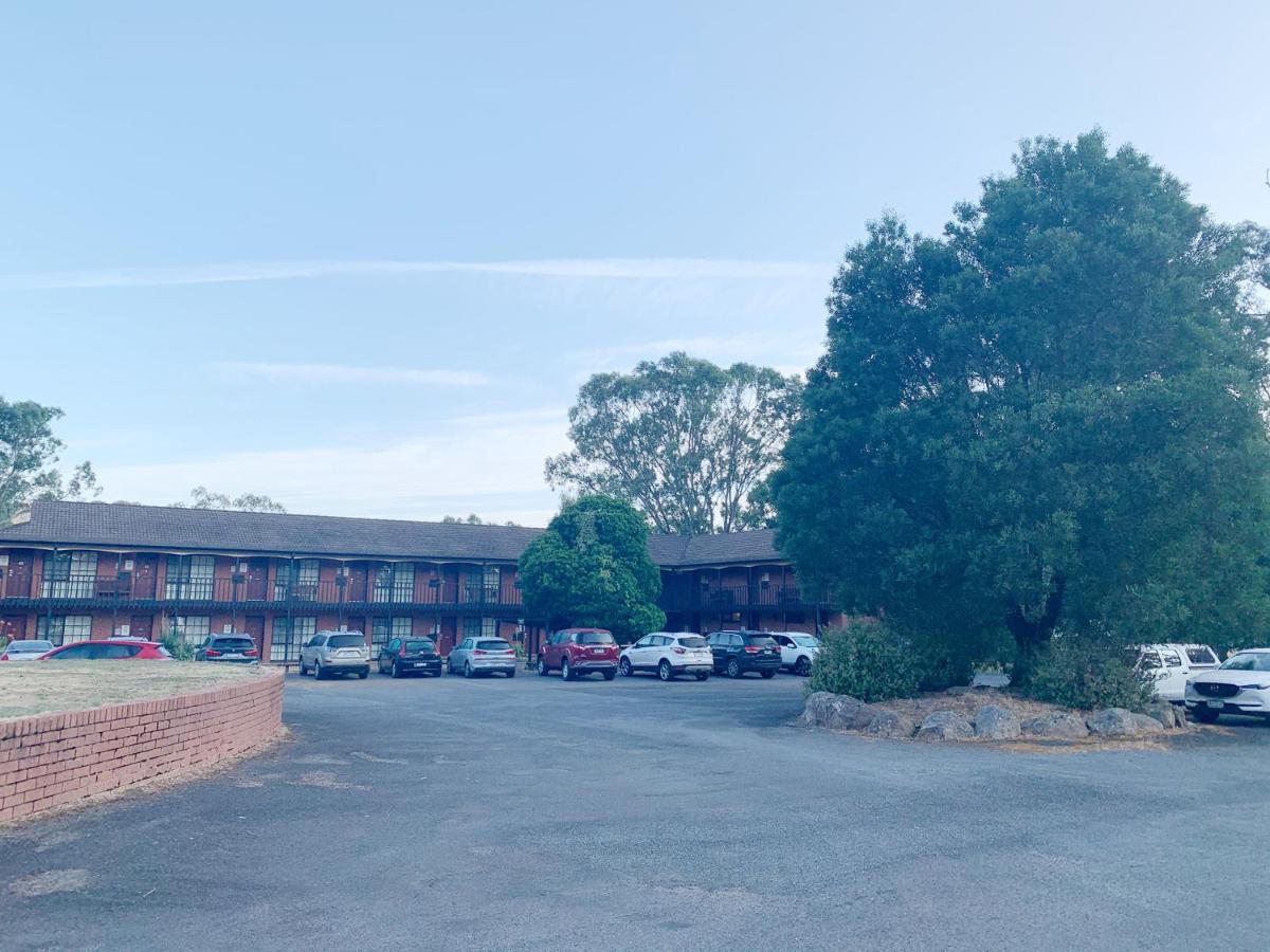 Country Plaza Halls Gap Exterior photo
