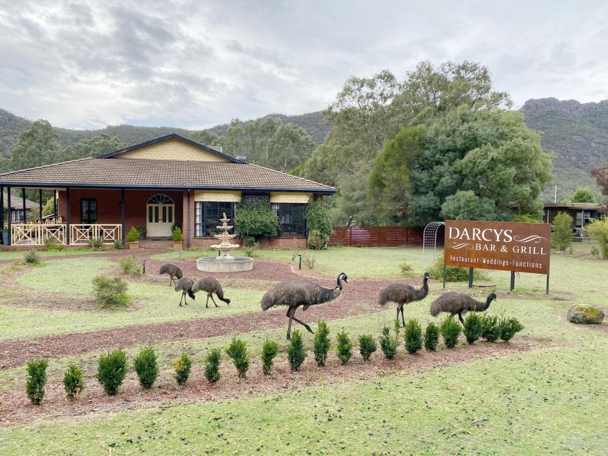 Country Plaza Halls Gap Exterior photo