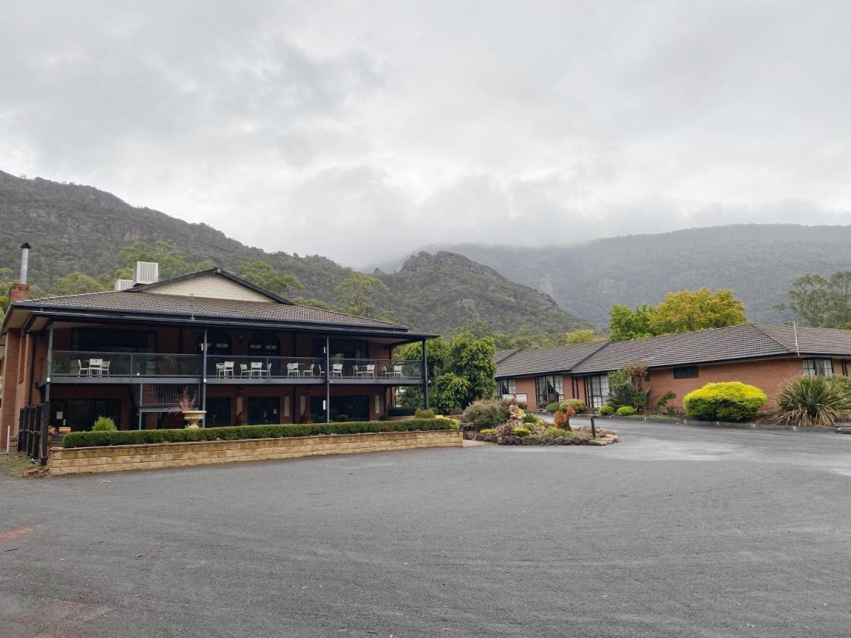 Country Plaza Halls Gap Exterior photo